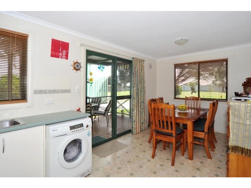 Cabin # 7 Goolwa Caravan Park, Kessell Road, Goolwa SA 5214