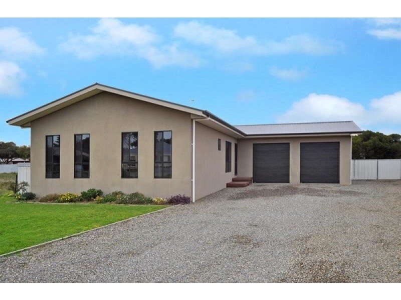 4 Merrett Avenue, Goolwa Beach SA 5214