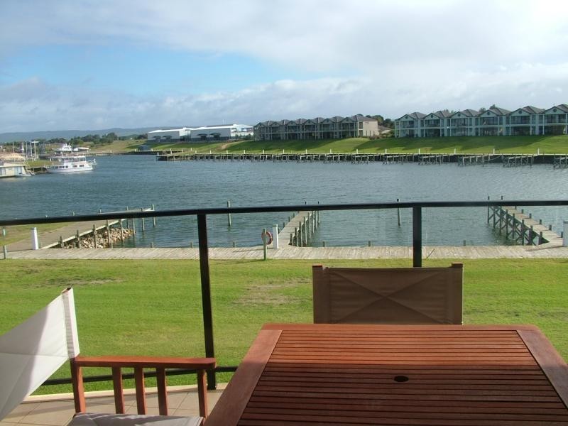 15 Vesta Drive, Hindmarsh Island SA 5214