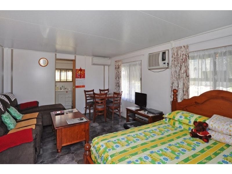 Cabin 30 Goolwa Caravan Park, Kessell Road, Goolwa SA 5214