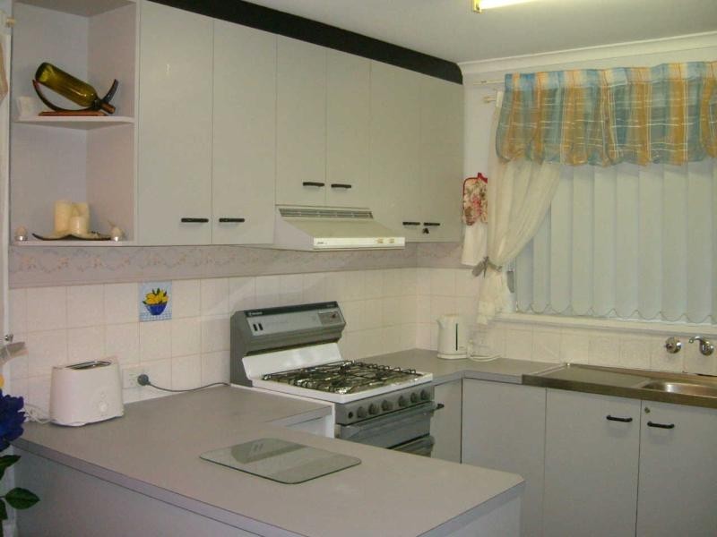 5 SOVEREIGN STREET, Hallett Cove SA 5158