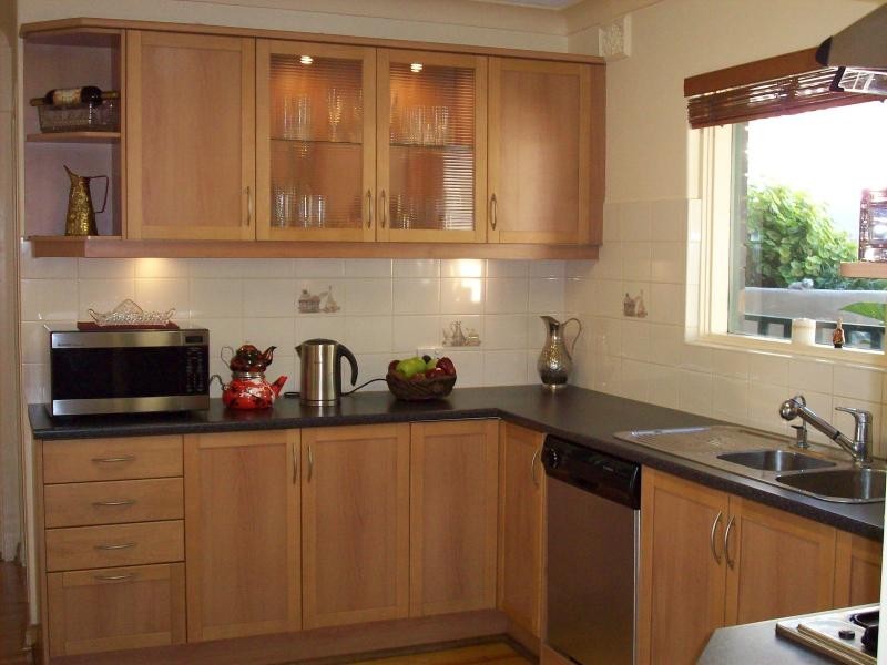 10 MAYFLOWER CRESCENT, Hallett Cove SA 5158