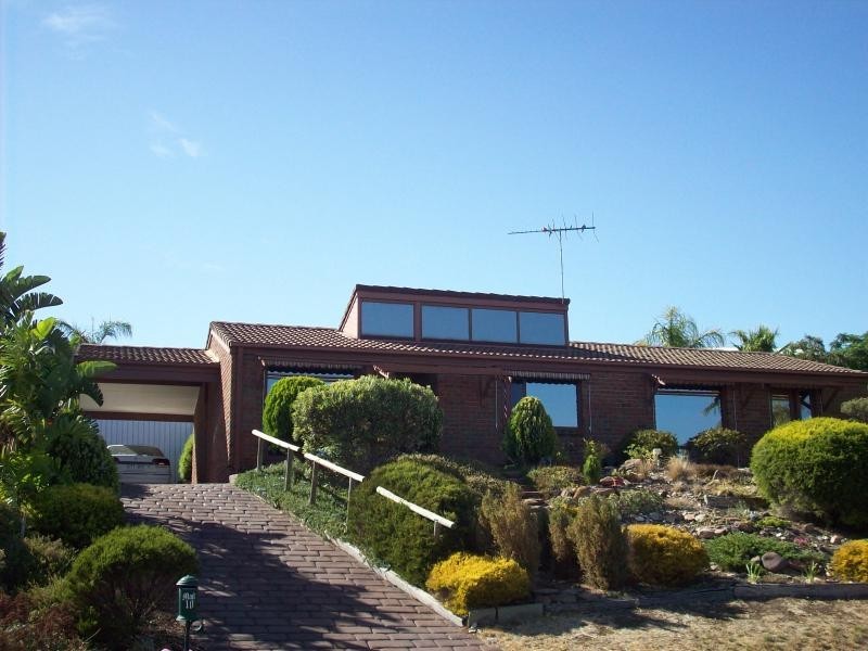 10 KURRAMBI CRESCENT, Hallett Cove SA 5158