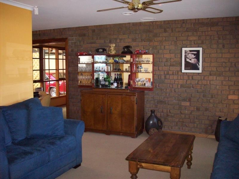 13 SHAKES CRESCENT, Hallett Cove SA 5158