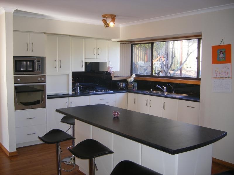 9 Karoola Court, Hallett Cove SA 5158