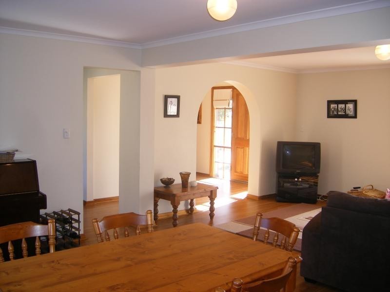 9 Karoola Court, Hallett Cove SA 5158