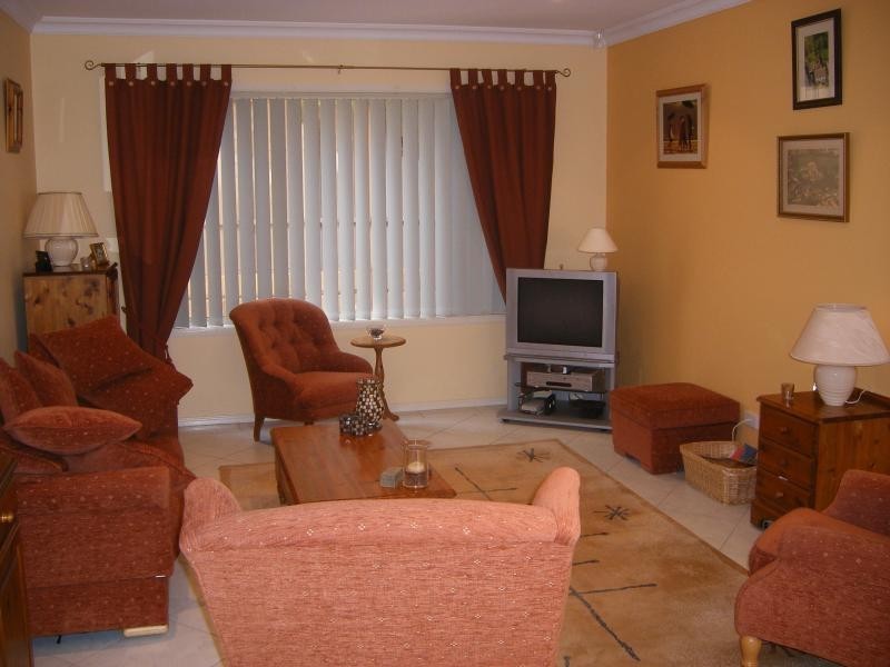 20 Ingleton Drive, Hallett Cove SA 5158