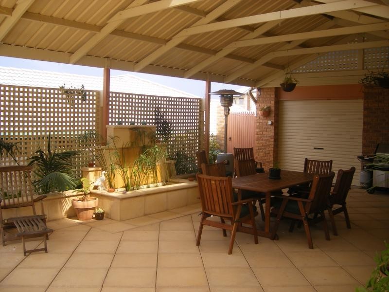 20 Ingleton Drive, Hallett Cove SA 5158