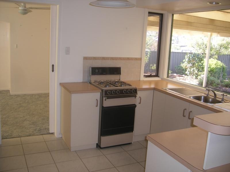 54 VENNACHAR DRIVE, Hallett Cove SA 5158