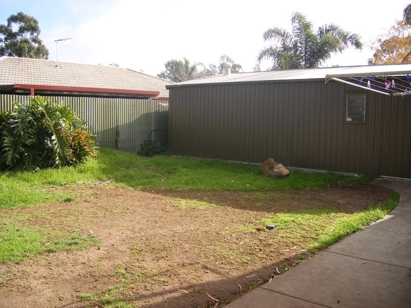 122 Adams Road, Trott Park SA 5158