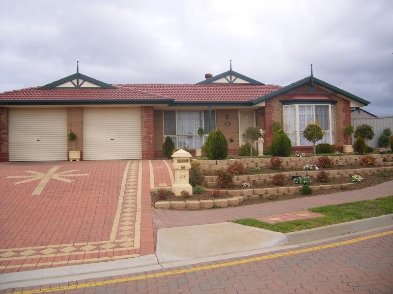 38 ENGINEHOUSE DRIVE, Sheidow Park SA 5158