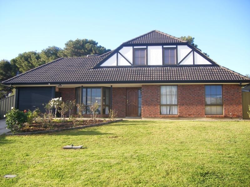 11 WEERAB DRIVE, Hallett Cove SA 5158