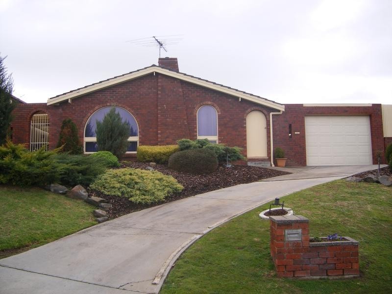 16 Rainbow Street, Hallett Cove SA 5158