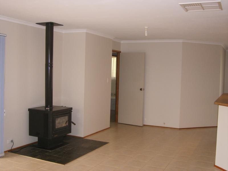 38 Barton Drive, Trott Park SA 5158