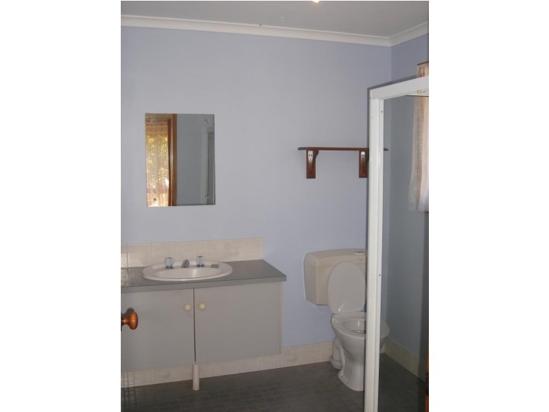 38 Barton Drive, Trott Park SA 5158