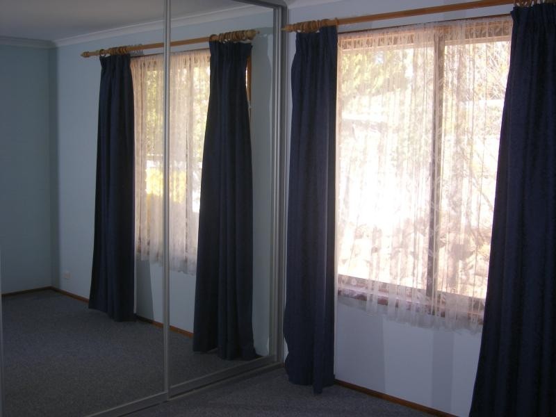 38 Barton Drive, Trott Park SA 5158