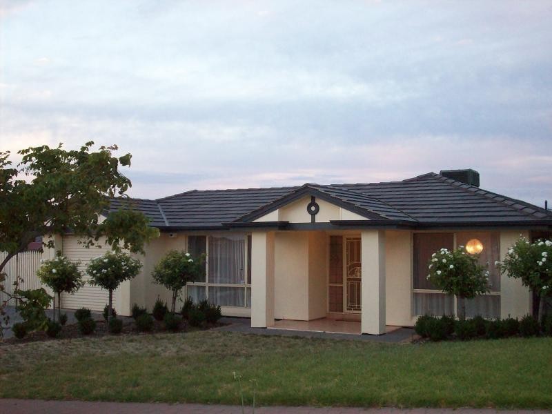 8 Gold Place, Sheidow Park SA 5158