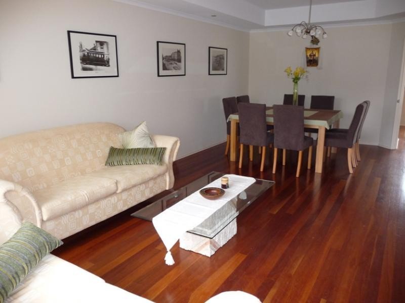 11 Fairhill Street, Hallett Cove SA 5158