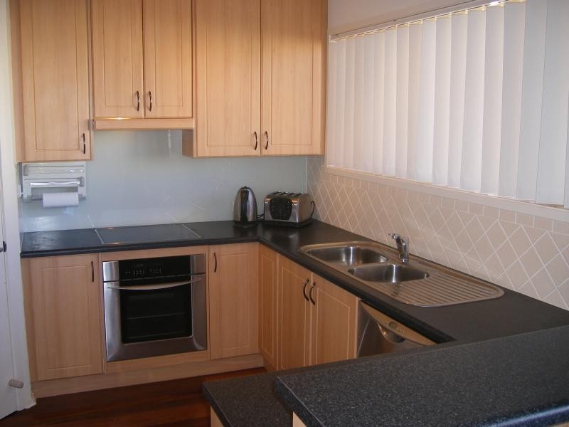 11 Fairhill Street, Hallett Cove SA 5158