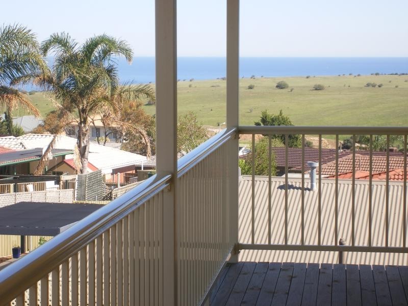 11 Fairhill Street, Hallett Cove SA 5158