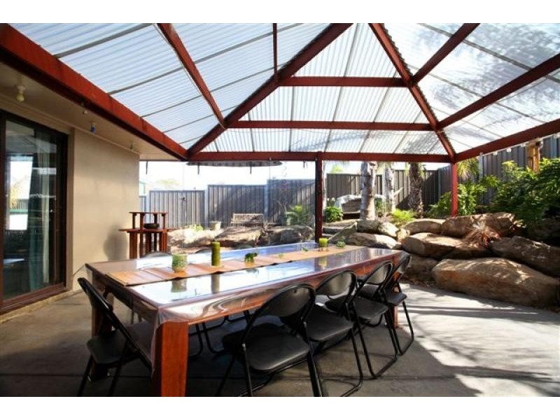 17 Lyons Circuit, Trott Park SA 5158