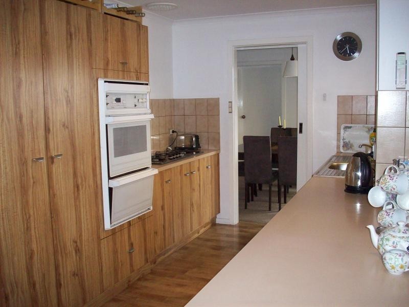 15 Glenway Road, Hallett Cove SA 5158