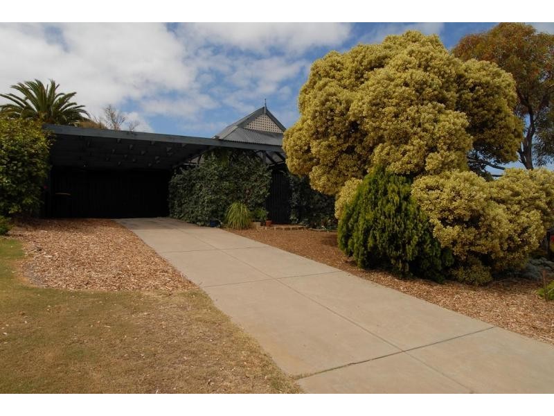 8 Ariel Street, Hallett Cove SA 5158