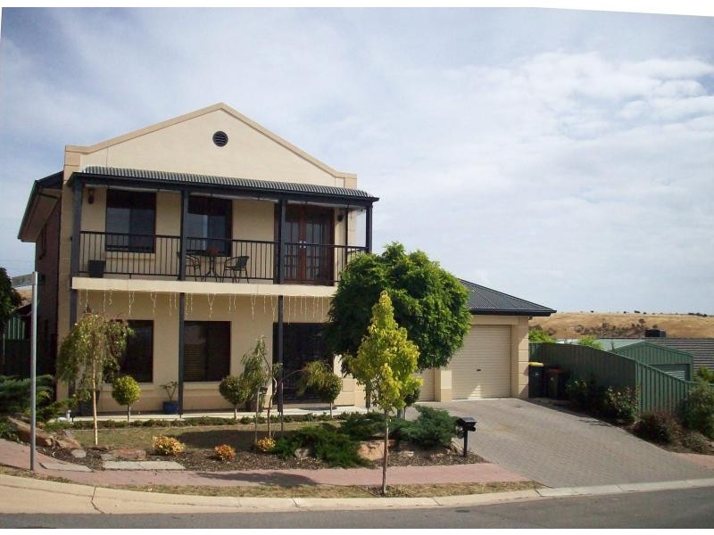 38 Elizabeth Crescent, Hallett Cove SA 5158