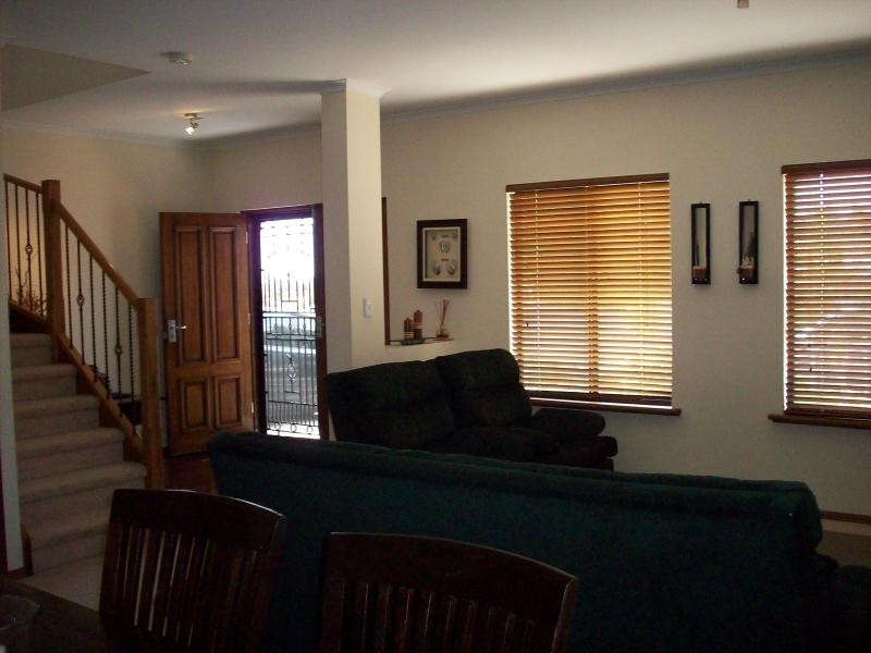 38 Elizabeth Crescent, Hallett Cove SA 5158