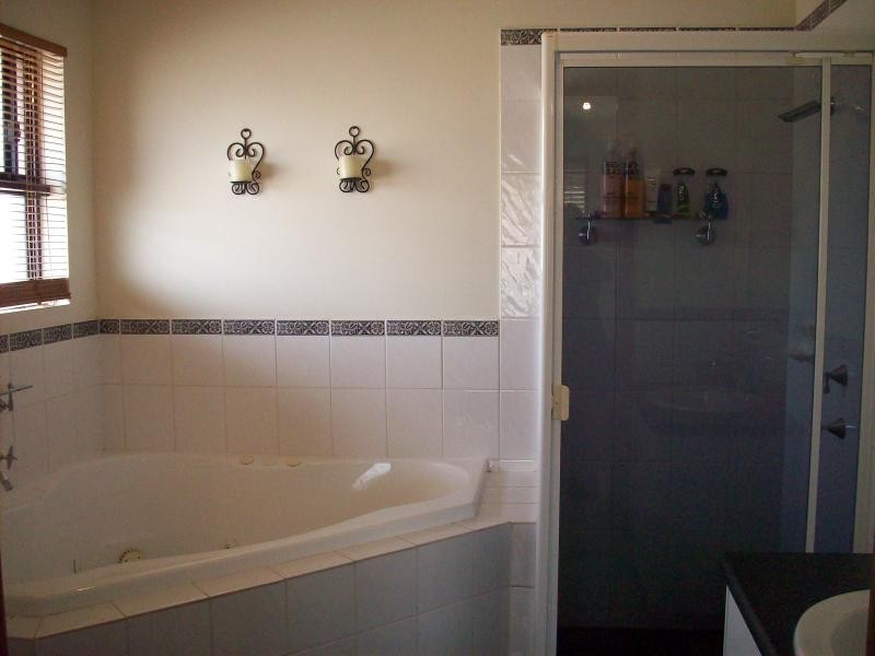 38 Elizabeth Crescent, Hallett Cove SA 5158