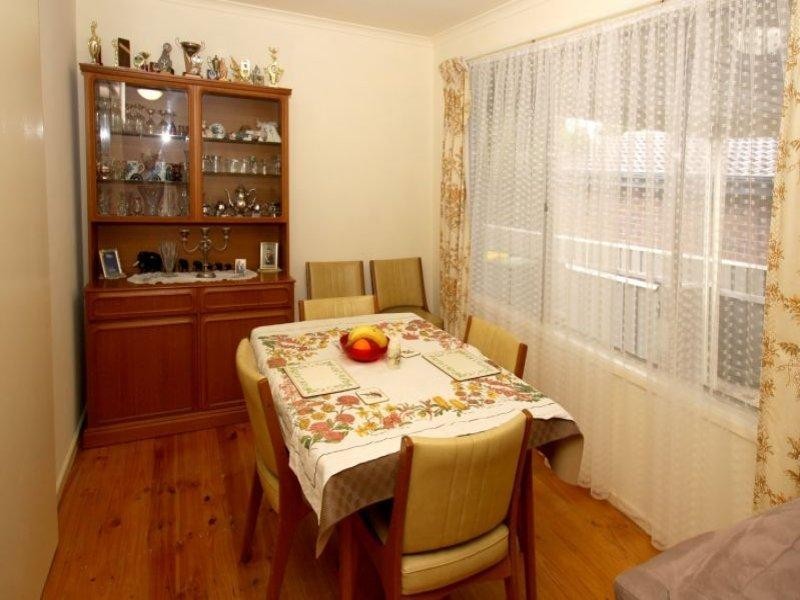 21 Hele Crescent, Trott Park SA 5158