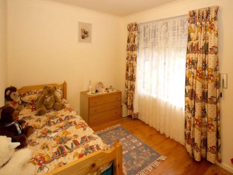 21 Hele Crescent, Trott Park SA 5158