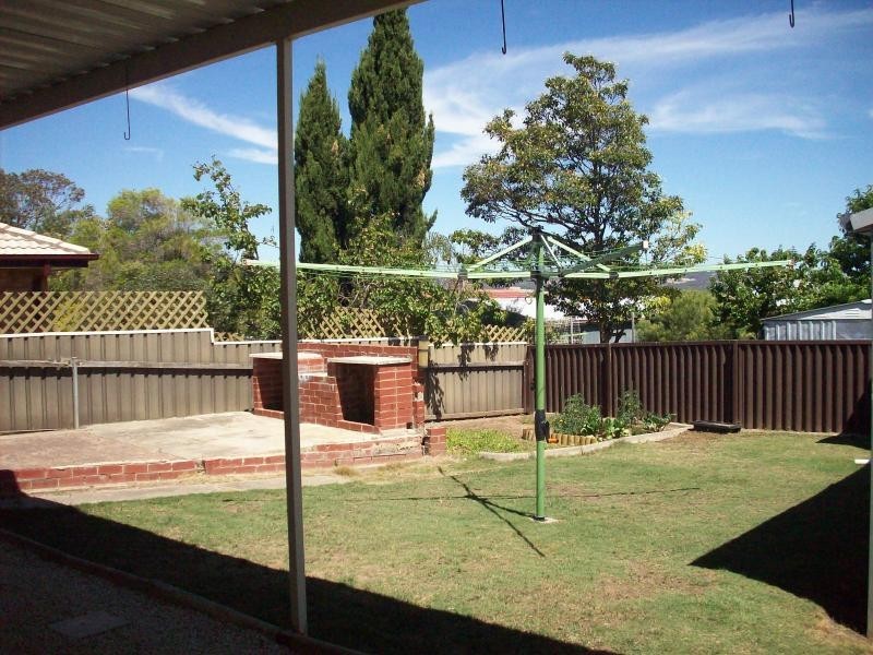 21 Hele Crescent, Trott Park SA 5158