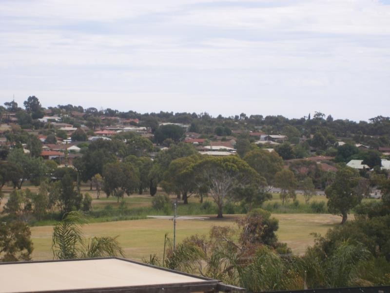 44 Teusner Drive, Morphett Vale SA 5162