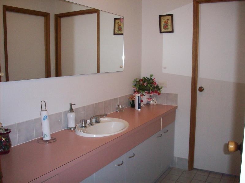 21 Barton Drive, Trott Park SA 5158