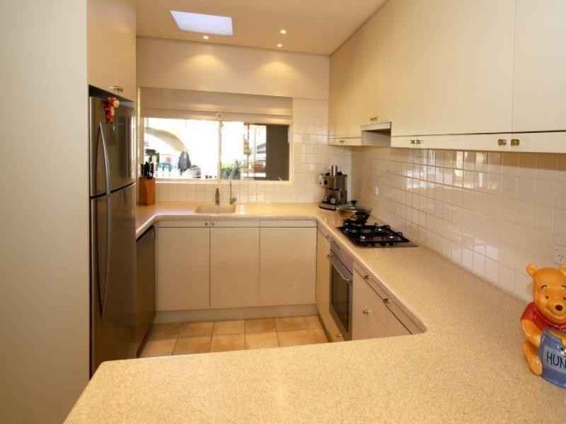 6 Thermopylae Crescent, Hallett Cove SA 5158