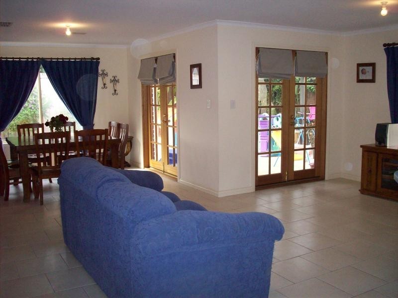 2 Blanche Court, Sheidow Park SA 5158