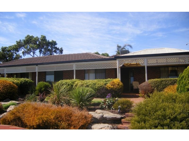 6 Norma Court, Hallett Cove SA 5158