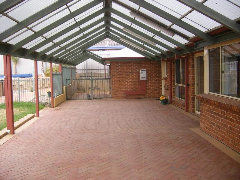 67 Ragamuffin Drive, Hallett Cove SA 5158