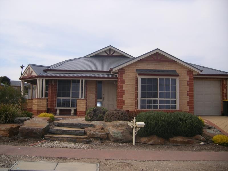 13 Islington Drive, Sheidow Park SA 5158