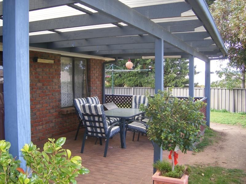 36 Barton Drive, Trott Park SA 5158