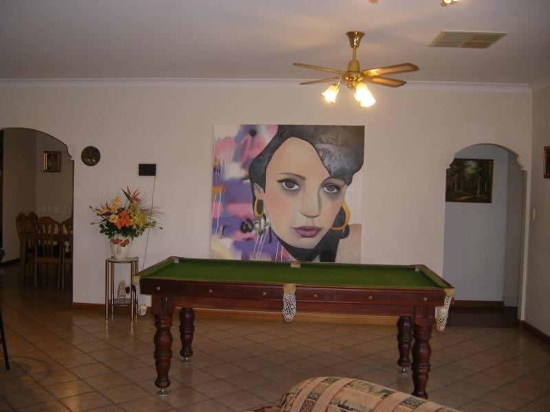 1 Petrel Close, Hallett Cove SA 5158