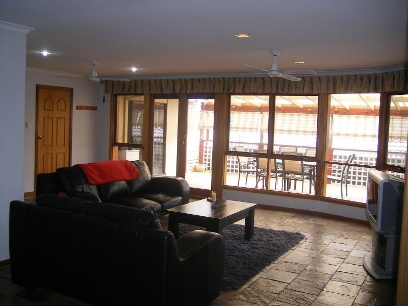 7 Arachne Drive, Hallett Cove SA 5158