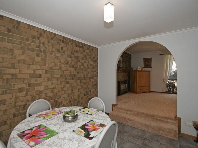 11 Chalani Cresent, Hallett Cove SA 5158