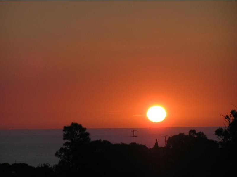 38 Elizabeth Crescent, Hallett Cove SA 5158