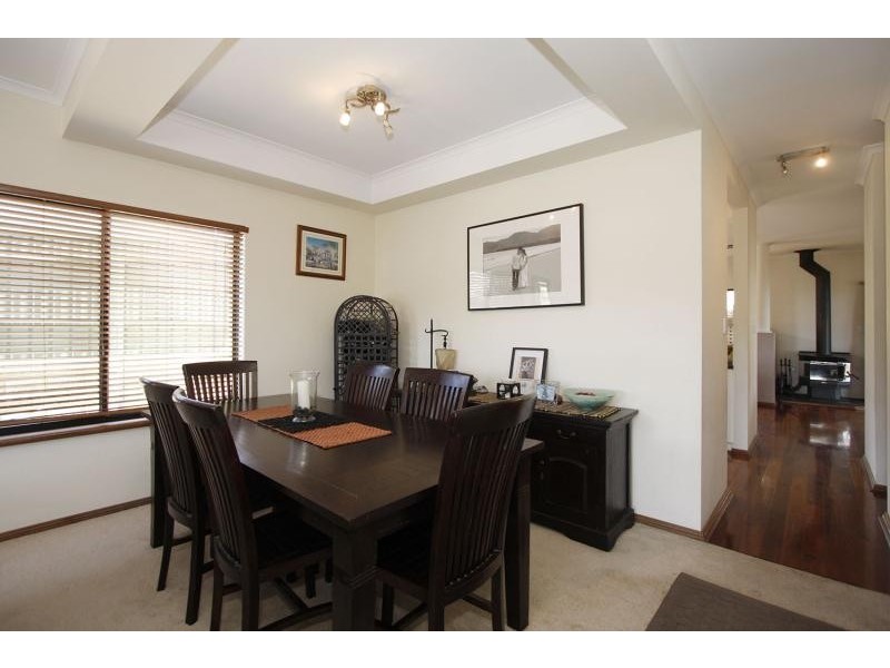 38 Elizabeth Crescent, Hallett Cove SA 5158