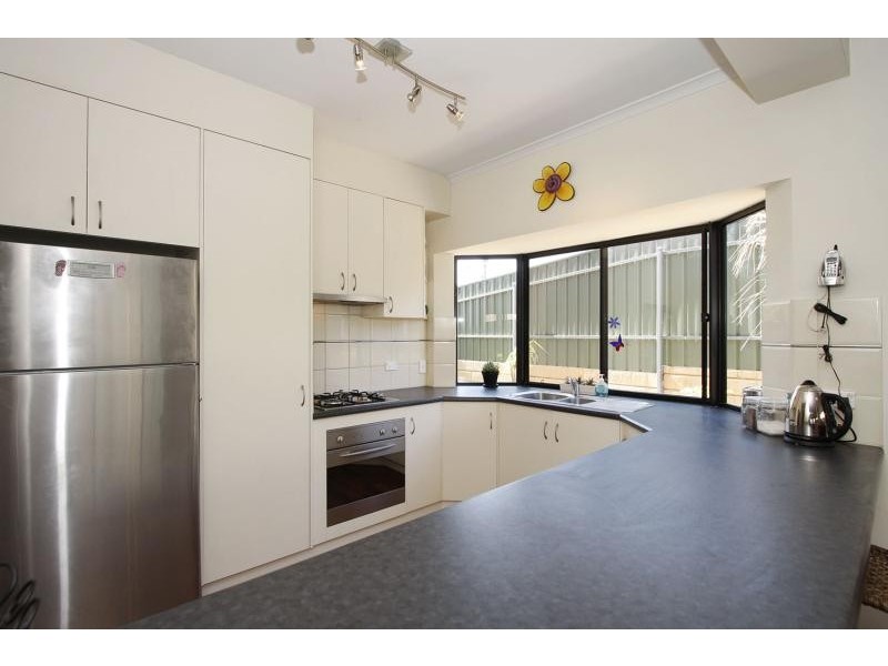 38 Elizabeth Crescent, Hallett Cove SA 5158