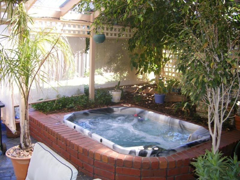 4 Rubin Street, Hallett Cove SA 5158