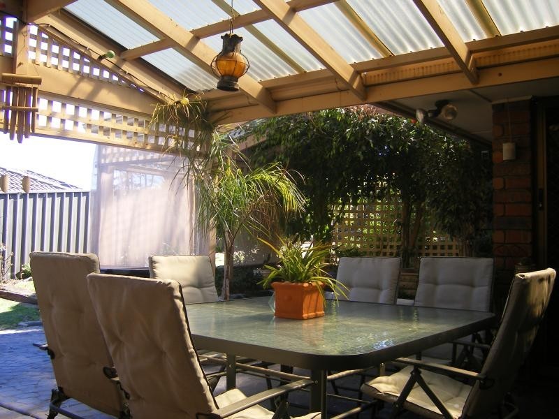 4 Rubin Street, Hallett Cove SA 5158