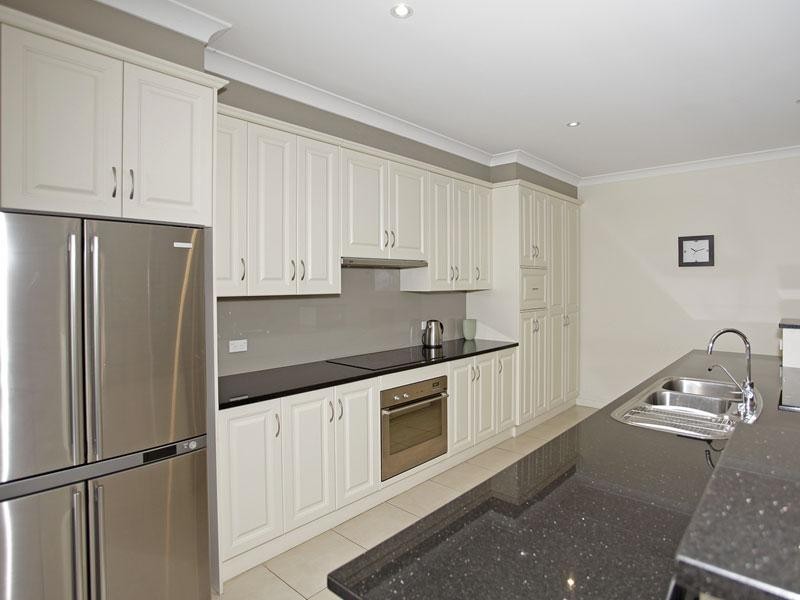 47 Freebairn Drive, Hallett Cove SA 5158